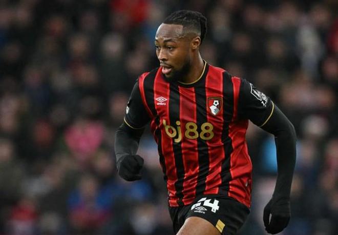 记者：除非6000万镑解约金被激活，否则塞门约预计冬窗留队