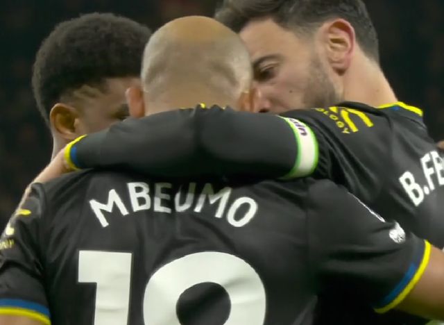 一场4-1！让曼联看到希望：3轮不败进前6，英超9队争四差4分