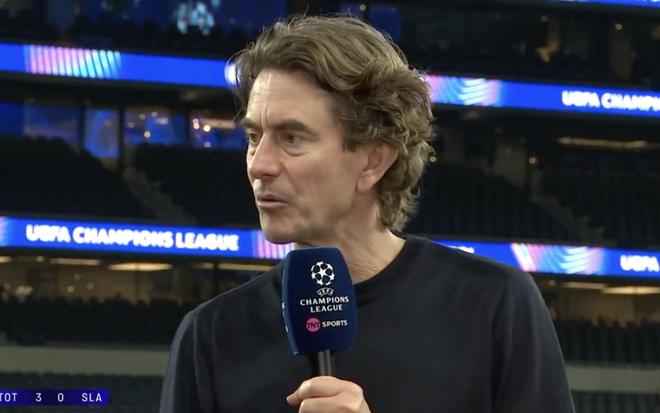 弗兰克：我们签下西蒙斯是有原因的，我非常喜欢他的表现