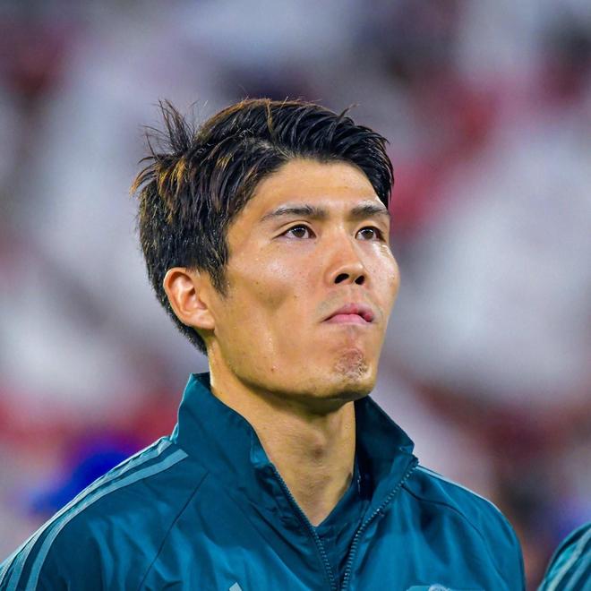 罗马诺：阿贾克斯即将与富安健洋签约半年，根据表现可能续约