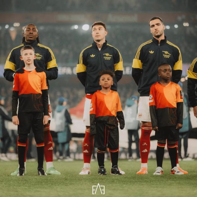 轮换阵容轻松取胜，他是枪手真核？