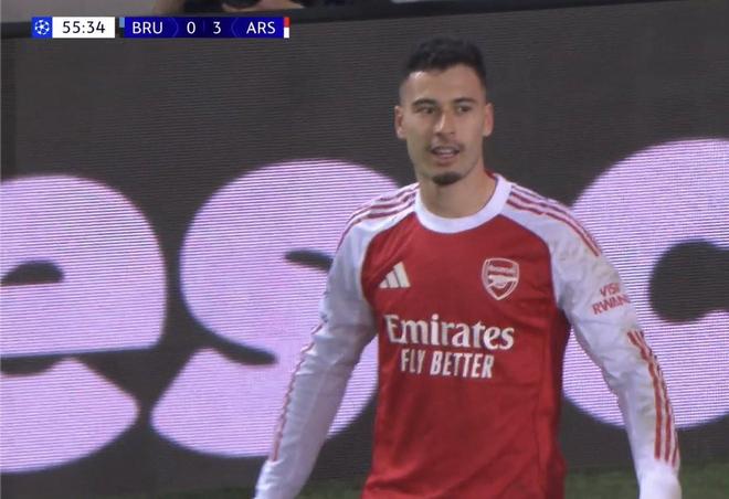 马丁内利连续5场欧冠进球,成99-00赛季亨利以来枪手欧战首人 马丁内利连续5场欧冠进球,成99-00赛季亨利以来枪手欧战首人