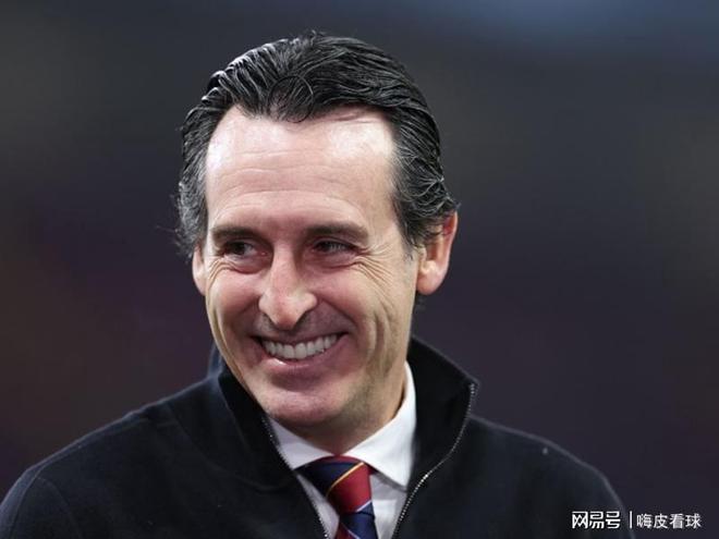 央视周日直播英超豪门，维拉冲击11连胜，曼城等待反超阿森纳