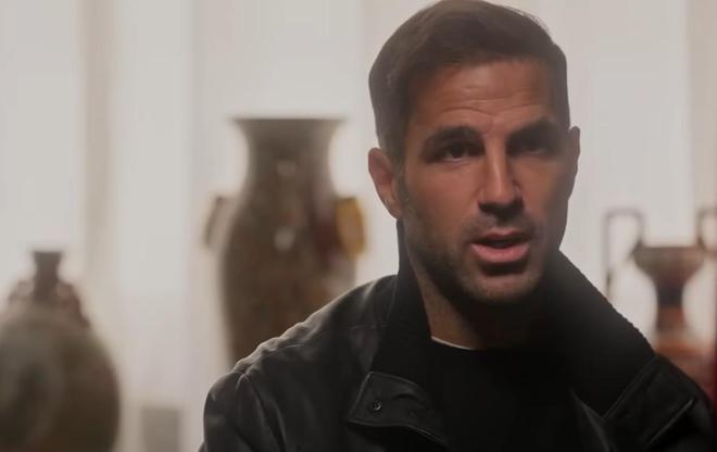 小法：梅西第一次训练就把我晃倒了；现在的球员有点被宠坏了