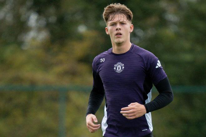 曼晚：曼联21岁边锋马瑟计划冬窗离队，德国俱乐部对其有意