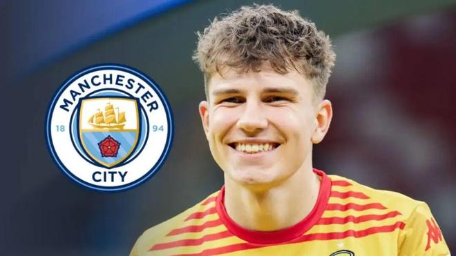 曼城淘到宝了！冬窗抢签17岁波兰天才中场 转会费仅1500万