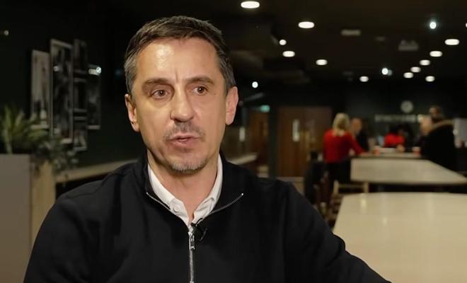 内维尔：萨拉赫做法不对，C罗在曼联曾做过类似事让我很不满