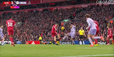 英超官方解释D-戈麦斯对维尔茨犯规：VAR认定不构成严重犯规