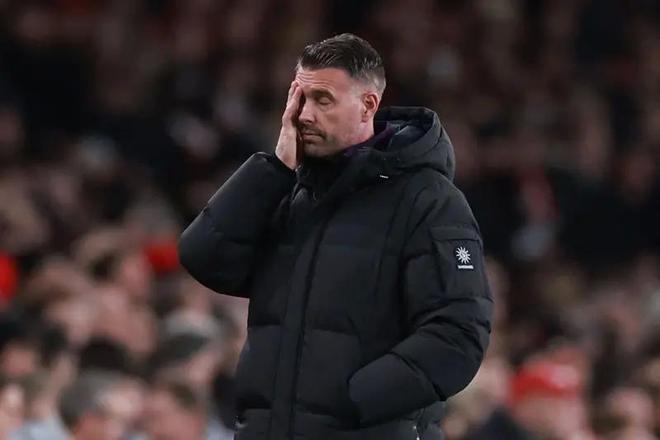 狼队三次英超单场两度自摆乌龙，其中两次是对阵阿森纳