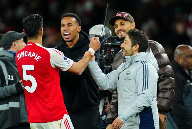 防线伤病影响大!阿森纳近8场仅2次零封,此前16战13场零封 防线伤病影响大!阿森纳近8场仅2次零封,此前16战13场零封