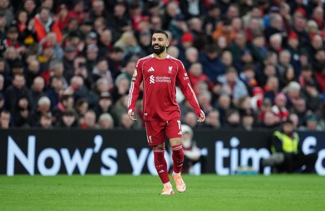 萨拉赫复出送助攻!85天第一次,球迷齐声高歌,名宿发声:留下来 萨拉赫复出送助攻!85天第一次,球迷齐声高歌,名宿发声:留下来