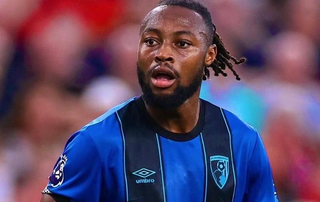 天空体育:曼联和曼城正全力争夺从伯恩茅斯签下塞门约 天空体育:曼联和曼城正全力争夺从伯恩茅斯签下塞门约