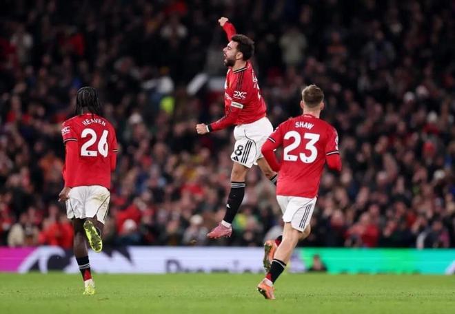 吃樱桃塞牙！曼联4-4战平流量拉满 进前四想想就好别认真