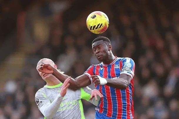 明夏免签?曼城补强中卫瞄准水晶宫队长 今夏只差一步加盟利物浦 明夏免签?曼城补强中卫瞄准水晶宫队长 今夏只差一步加盟利物浦