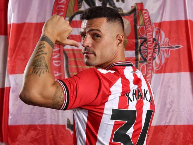 黑猫变身黑马，曾经的争议队长有一份功劳