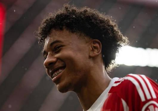 罗马诺：拜仁为小将基亚拉提供长约，有信心避免他被英超挖走