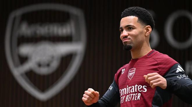 恩瓦内里：我大概7、8岁时被阿森纳球探发现；我弟弟有点像我