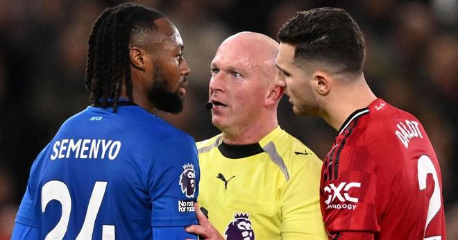 流量拉满啊 觉得他行结果又不行 曼联4-4失3分 英超积分榜曼联第6