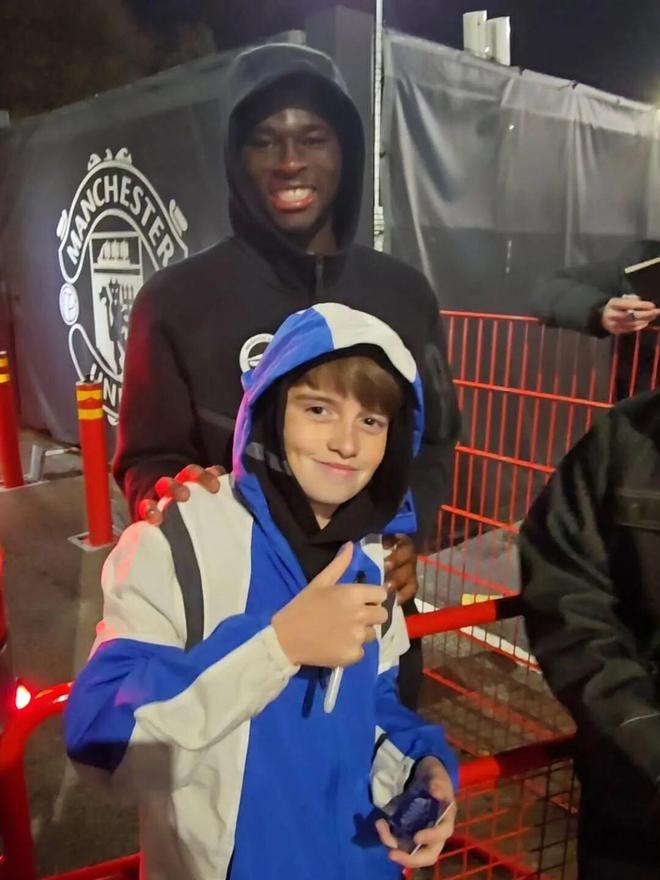 巴莱巴首谈转会曼联传闻，否认因此摆烂！曝曼联欲出售6000万铁腰