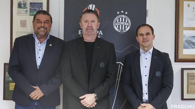 官方:罗比-基恩与费伦茨瓦罗斯续约;率队获上赛季匈牙利甲冠军 官方:罗比-基恩与费伦茨瓦罗斯续约;率队获上赛季匈牙利甲冠军