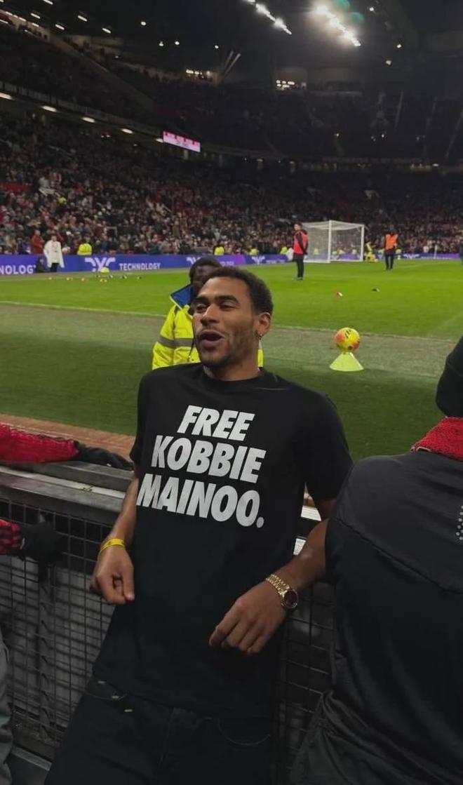 超新星哥哥炮轰曼联，引英媒体批评，梅努反而受了副作用