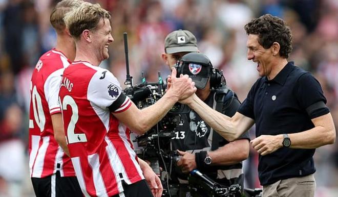 内森-科林斯：布伦特福德是一家充满家庭氛围的俱乐部