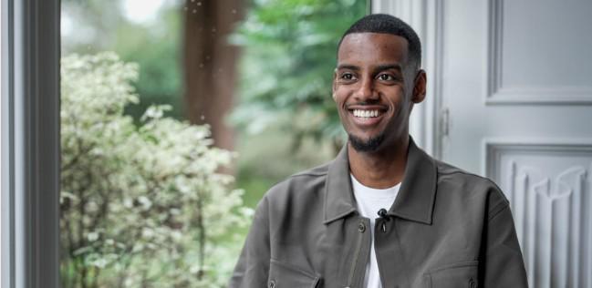 伊萨克：今年我们国家队表现不够好；想在利物浦扭转困境