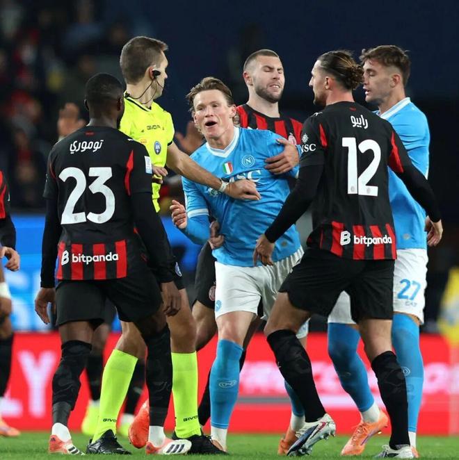 离开曼联后变得更好？小麦：把‘锅’甩给曼联太容易了，他们为我倾尽所有