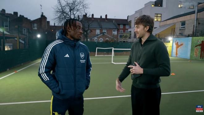 马杜埃凯：阿尔特塔是世界级主帅，阿森纳很有家的氛围