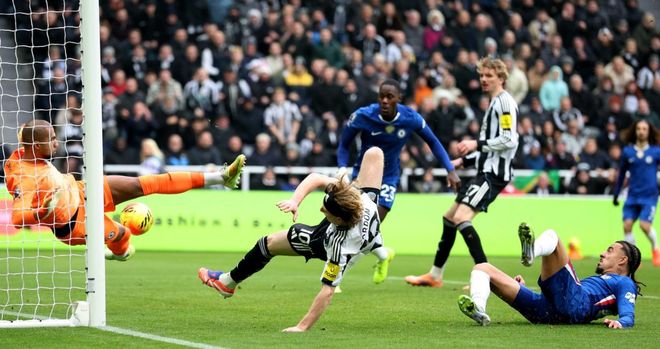 0-2到2-2！24岁锋霸救主，切尔西又翻车，5轮英超仅1胜