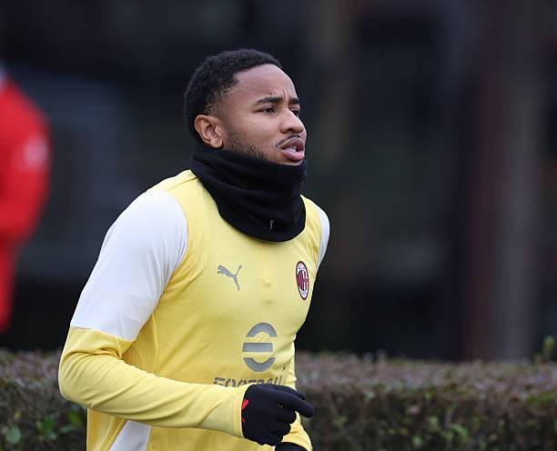 记者：米兰需要锋线首发提供更多进球，恩昆库可能在冬窗离队