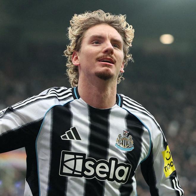 英超对切尔西开场20分钟双响，沃尔特马德是历史第四人