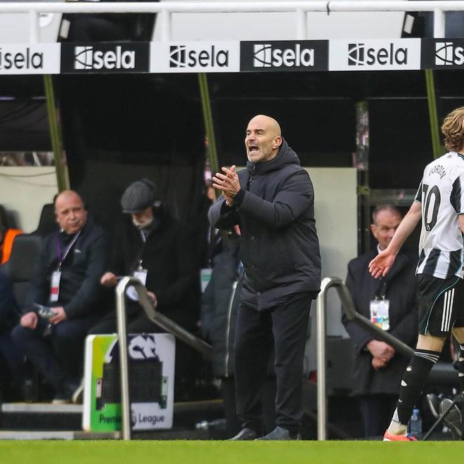 记者：马雷斯卡将因累计三黄无缘现场指挥下一轮战维拉的比赛