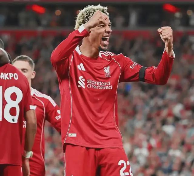 英超前瞻|维拉1-2曼联：红魔岂容红军排名超自己