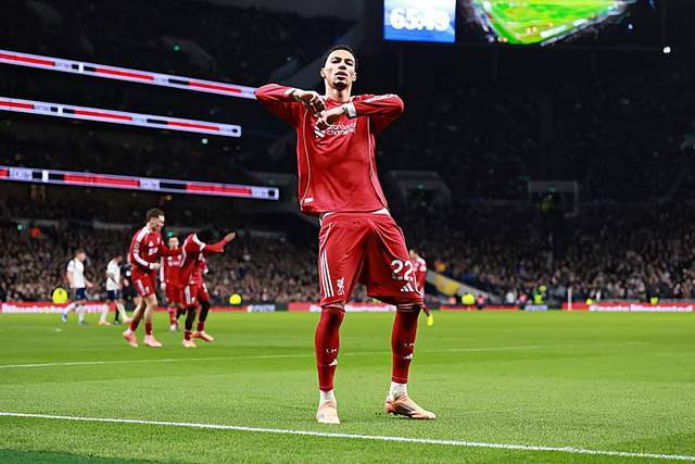 2-1!埃基蒂克3轮5球,伊萨克悲喜两重天,利物浦逼近英超前四 2-1!埃基蒂克3轮5球,伊萨克悲喜两重天,利物浦逼近英超前四