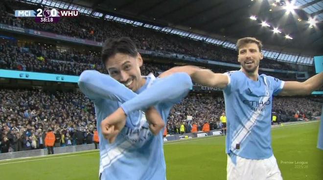 赖因德斯：我感觉已经很适应这里了，队友们帮了我很多