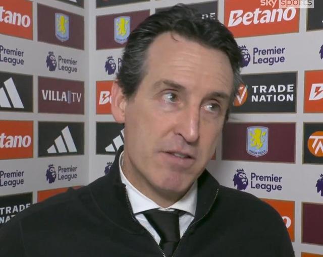 埃梅里：罗杰斯上半场表现并不好；我们不是争冠行列中的一员