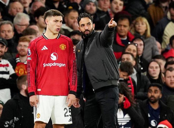 一言难尽，乌加特一脚长传直接出底线，失误直接导致对方射门