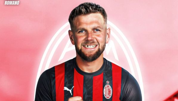 罗马诺丨通过体检，将身披9号