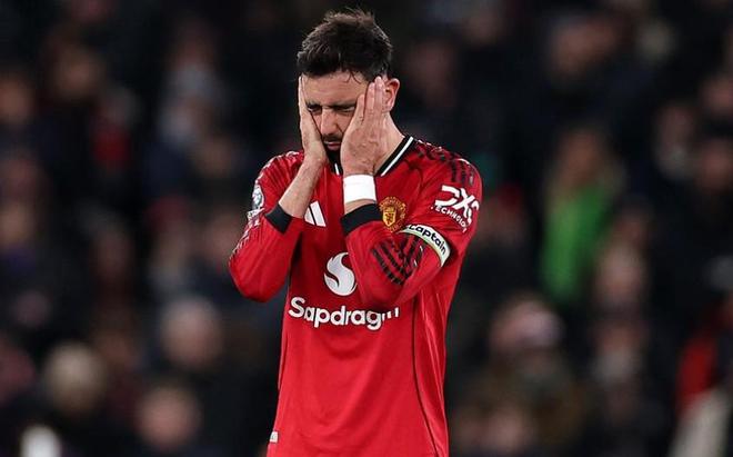 残阵对残阵，曼晚：曼联vs纽卡的比赛可能有多达15名球员缺席