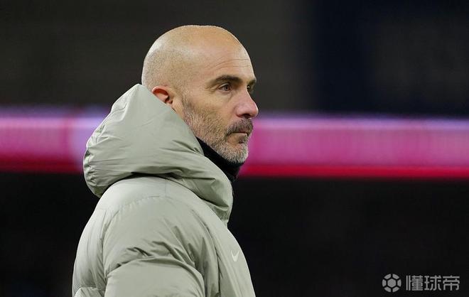 记者：切尔西认为边路球员充足，所以不去推进塞门约的转会