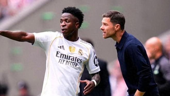 皇马：维尼修斯暗通英超三豪门，或酝酿离开伯纳乌