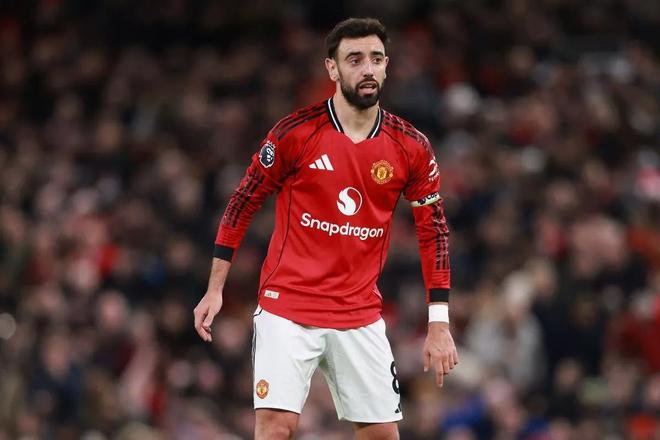 1平6负，自22-23赛季以来B费没首发的7场英超曼联未尝胜绩