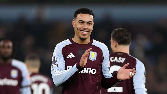 卡拉格：维拉要想夺冠，罗杰斯得拿出英超赛季最佳球员的表现