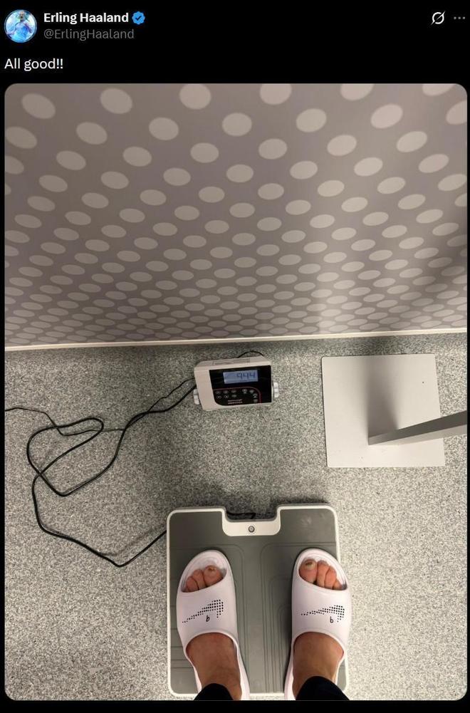 治军严谨！瓜帅要求保持体重曼城头牌乖乖照办 社媒晒照证明没胖