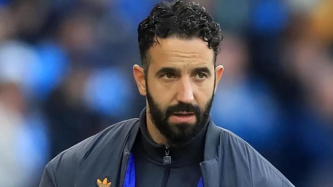 不差钱！曼联补强计划启动，已拟定10人引援大名单，阿莫林真幸福