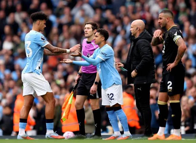 奥赖利：我们队内互相配合得很好；现在不会讨论争冠