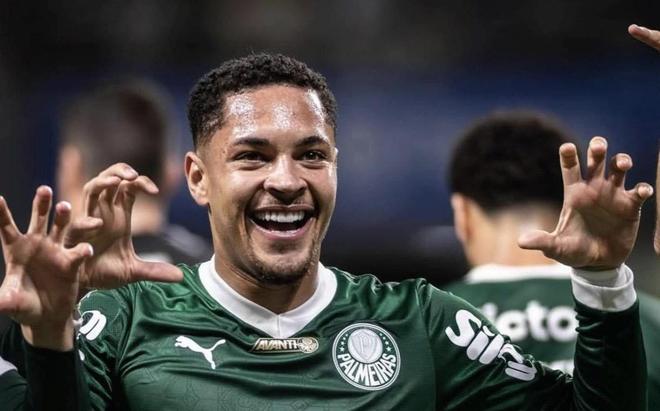 天空：切尔西正在尝试引进罗克，曼联也对球员有意