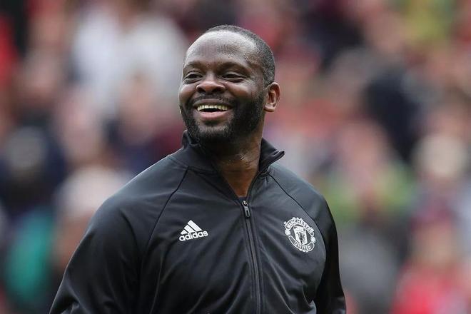 镜报盘点英超的亿万富翁前球员：萨哈、弗拉米尼与博尔基亚