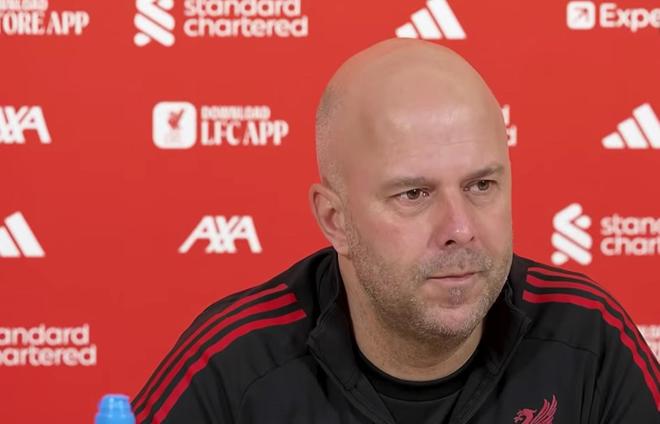 斯洛特：埃基蒂克不是我唯一的9号，基耶萨也能踢这个位置